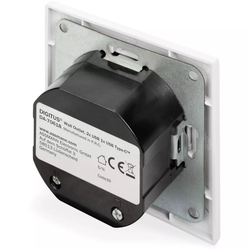 DIGITUS DA-70618 - USB výstup - USB, USB Type-C - 2 USB porty, 1 USB-C konektor samica - 3,1 A - RAL 9003, signálna biela