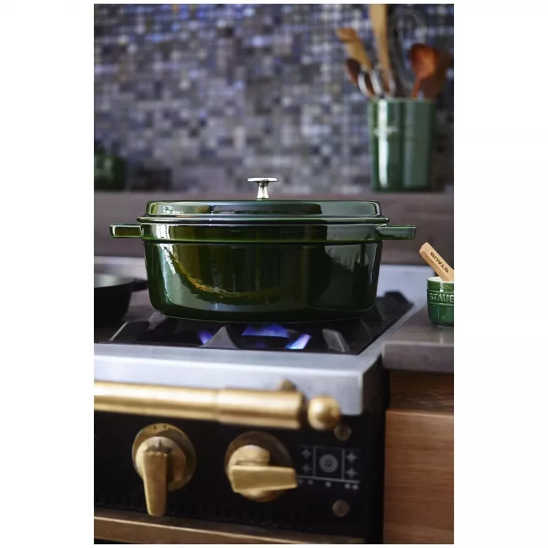 Staub La Cocotte 33 cm oválna pečacia panvica z liatiny, bazalkovo zelená