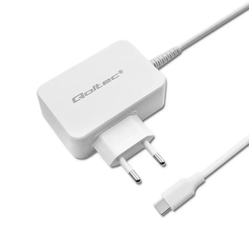 Qoltec 51039 napájací adaptér 65 W USB-C PD, 5–20,3 V, 2–3,25 A, vstavaný kábel USB-C, biely