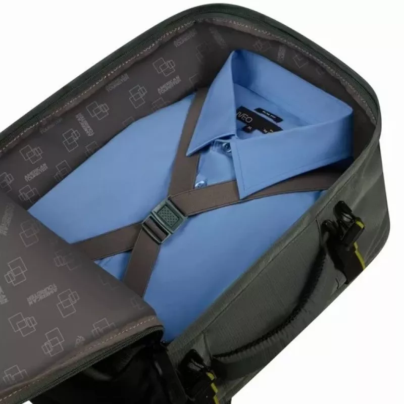 Palubný batoh American Tourister Take2Cabin MS pre Wizz Air – dark forest