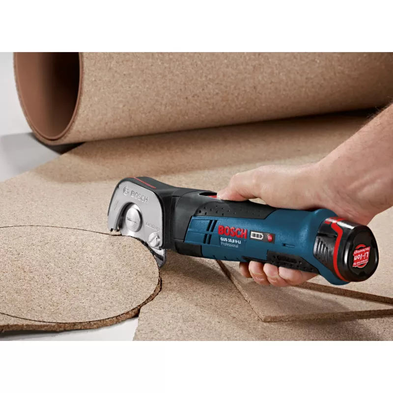 Bosch GUS 12V-300 Professional akumulátorový univerzálny rezač