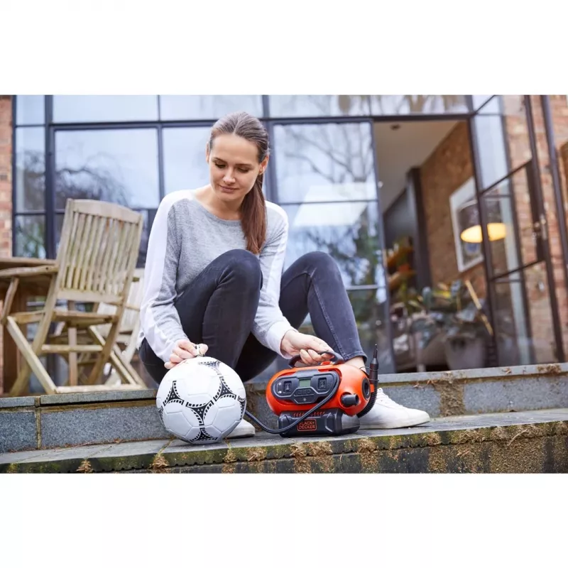 Black & Decker BDCINF18N-QS vzduchový kompresor 160 l/min AC/zapaľovač