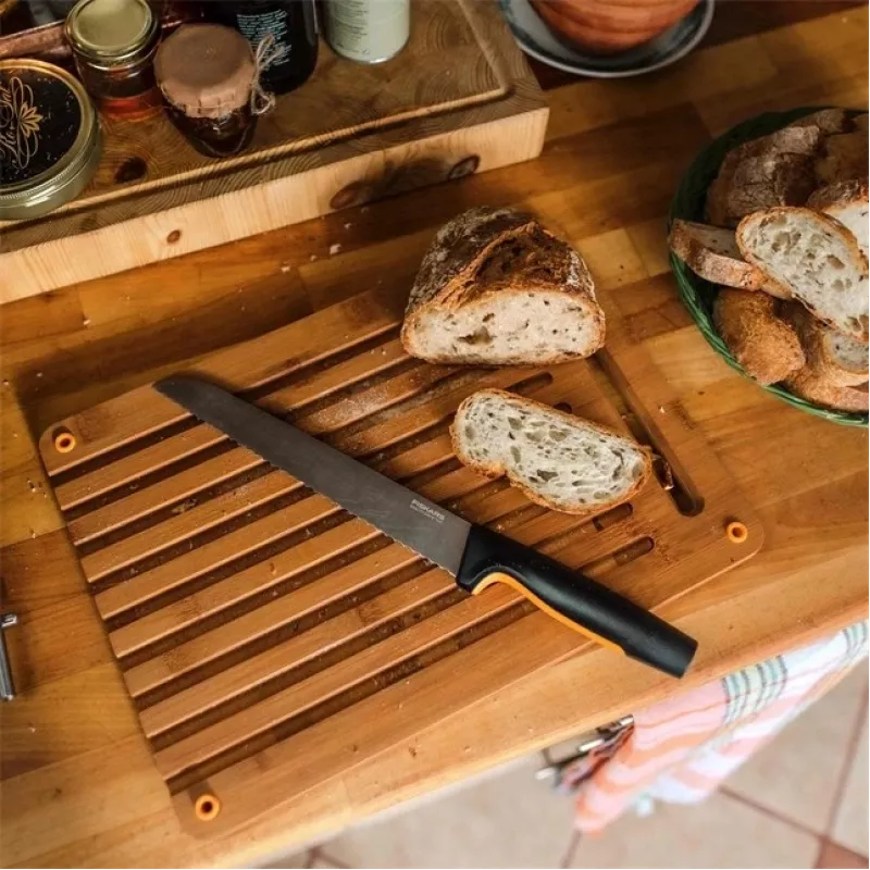 Fiskars 1057538 kuchynský nôž nehrdzavejúca oceľ 1 kus nôž na chlieb