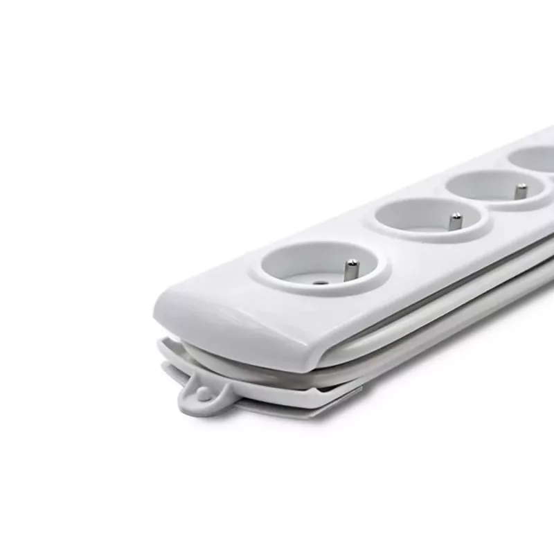 Prepäťová ochrana Qoltec 50293 biela 8 AC zásuviek 230 V