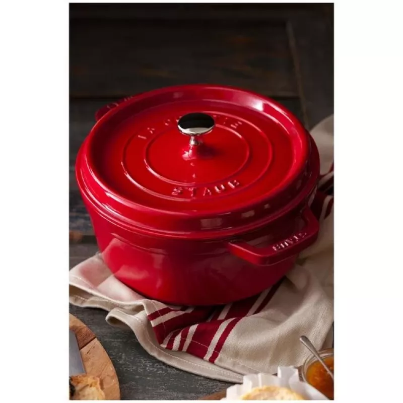 Jednoduchý hrniec Staub Cocotte 24 cm čerešňa