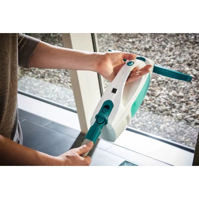 Leifheit okenný vysávač Glass Cleaner Dry&Clean s rukoväťou a stieracou kefou 51003