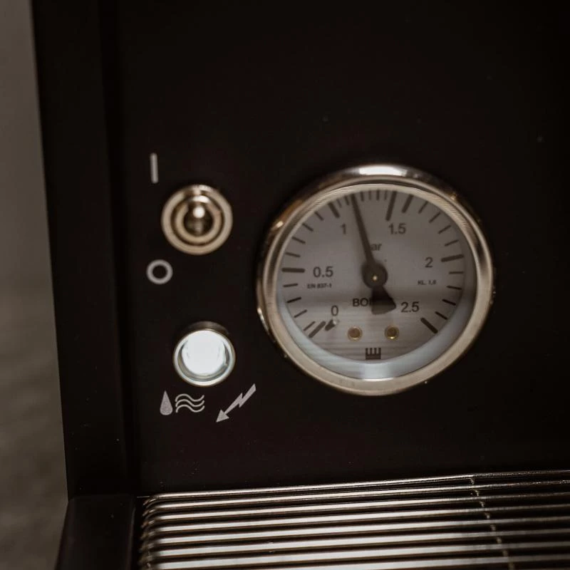 La Pavoni New Cellini Classic LPSCCB01EU espresso kávovar, čierny