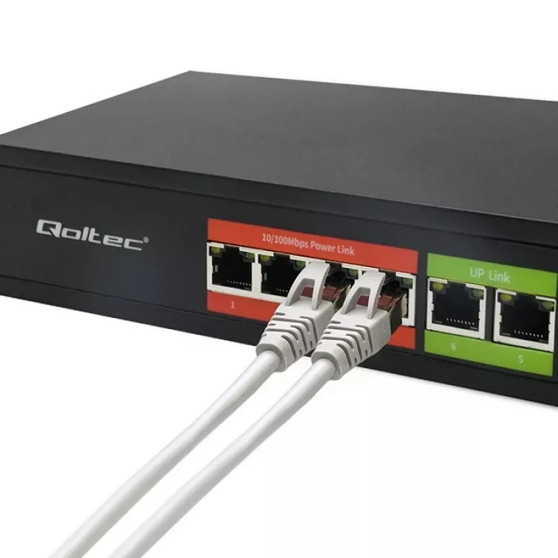 Ethernet PoE switch QOLTEC 52289 — 4x RJ45 PoE porty, 2x RJ45 uplink, 65W PoE rozpočet