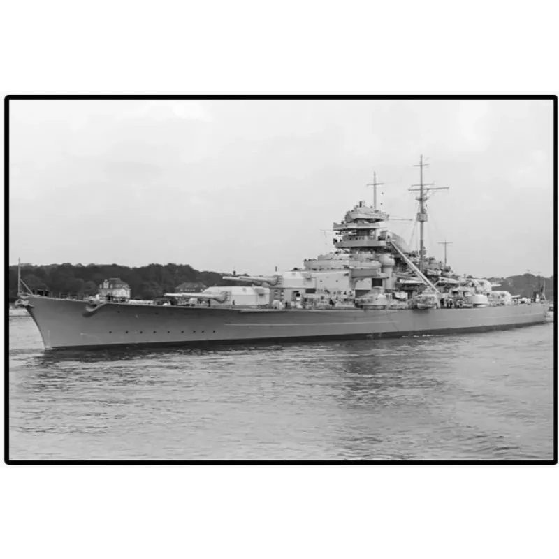 Stavebnica Cobi bojová loď Bismarck model s 3204 dielmi - Cobi CO BI-4860