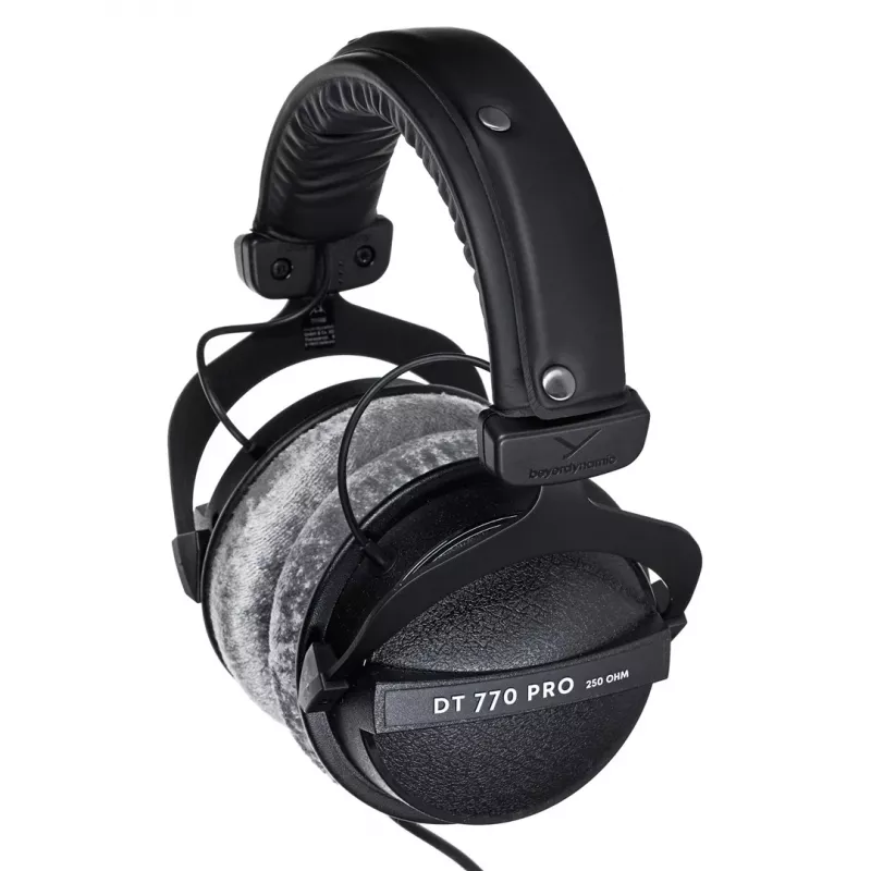 Beyerdynamic DT 770 PRO Slúchadlá Káblová čelenka Hudba Čierna