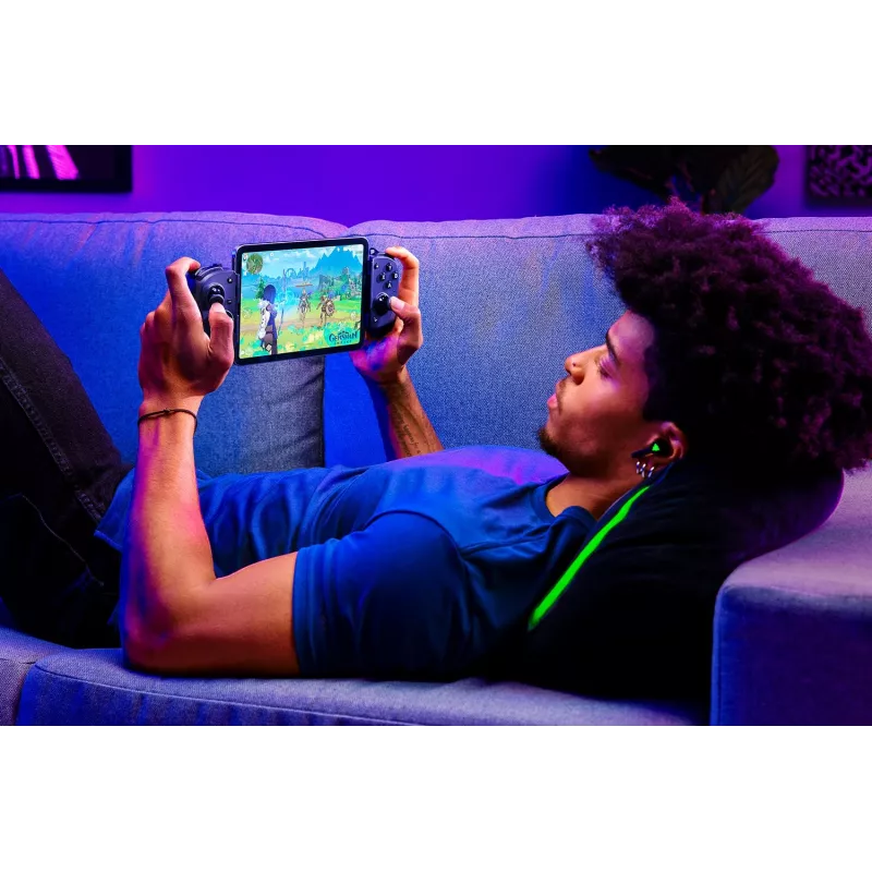 Gamepad Razer Kishi V3 Pro Haptic USB-C pre telefóny, mini tablety a PC