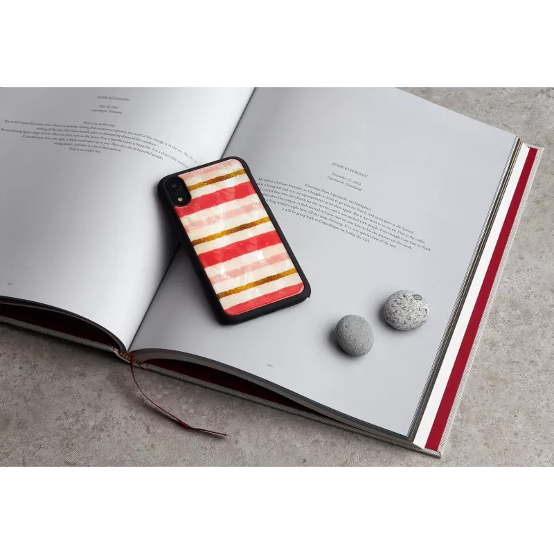 Puzdro na smartphone iKins pre iPhone XR — dizajn short cake, čierna