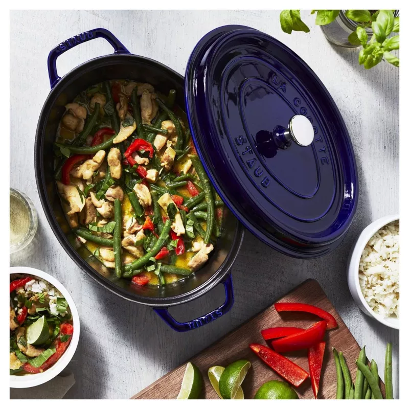 Liatinový kochlík Staub 4,25 L, 29 cm, modrý