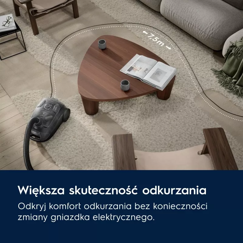 Bubnový vysávač Electrolux EB31C1DB 750 W, 3-litrový vreckový filter, HEPA filter, teleskopická oceľová trubica