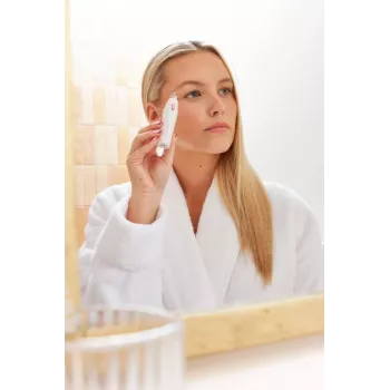 Trimer Remington Face Trimmer BareMe 2in1 WFS20 (WFS200) kompaktný – trimer na chlpy v tvári a presné styling