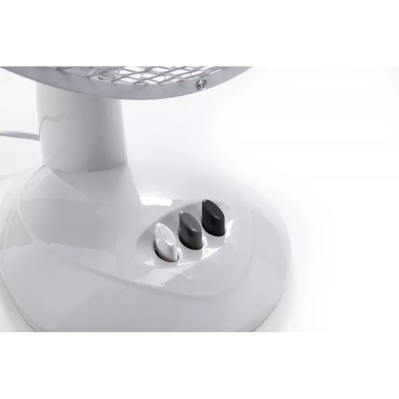 Adler | AD 7302 | stolný ventilátor | biela | priemer 23 cm | počet rýchlostí 2 | oscilácia | 60 W | Nie