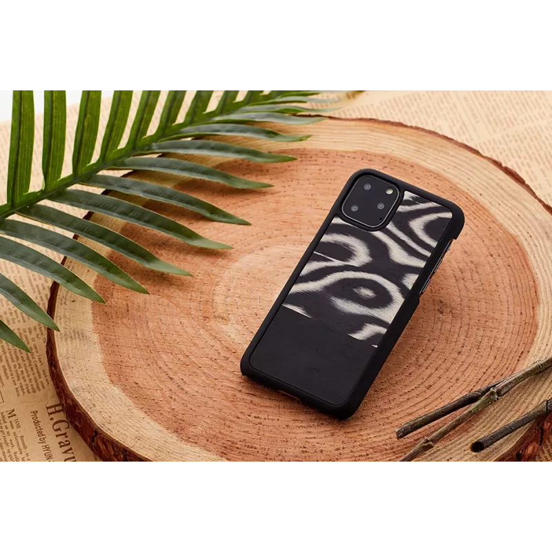 Puzdro na smartphone man and wood pre iPhone 11 Pro Max – leopardí vzor čierny