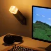 Stolná lampa Paladone Torch Light PP9202MCFV3 dizajn Minecraft na batérie