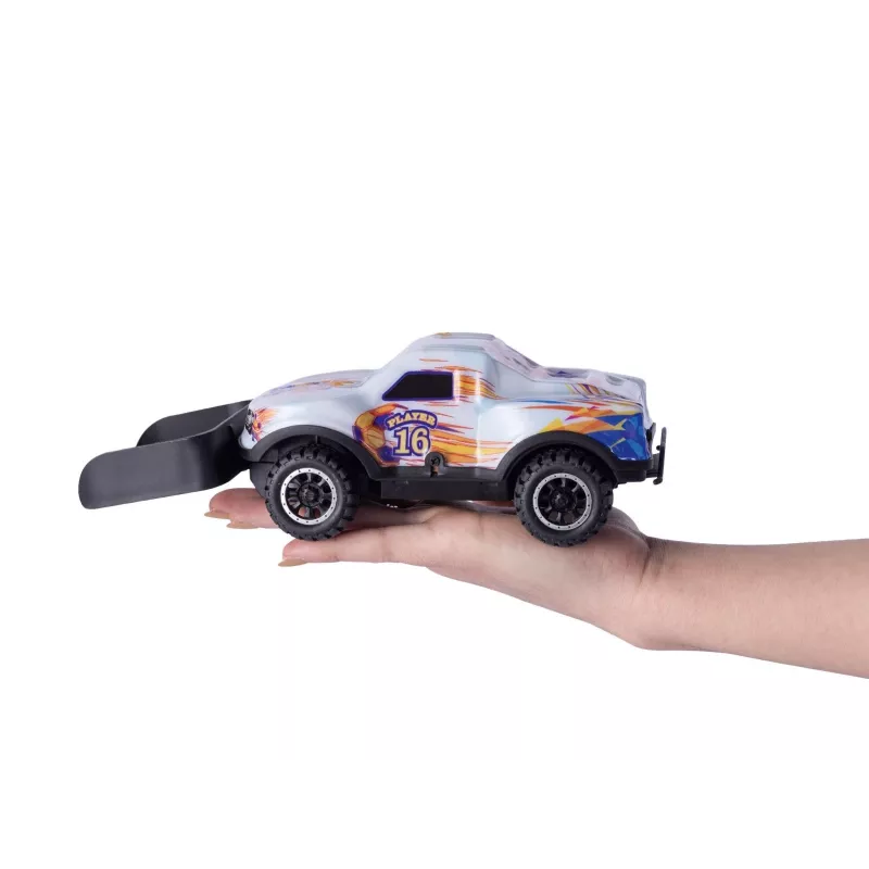 Revell Control 24689 Football League auto na diaľkové ovládanie, 1:22, elektrické, pre začiatočníkov