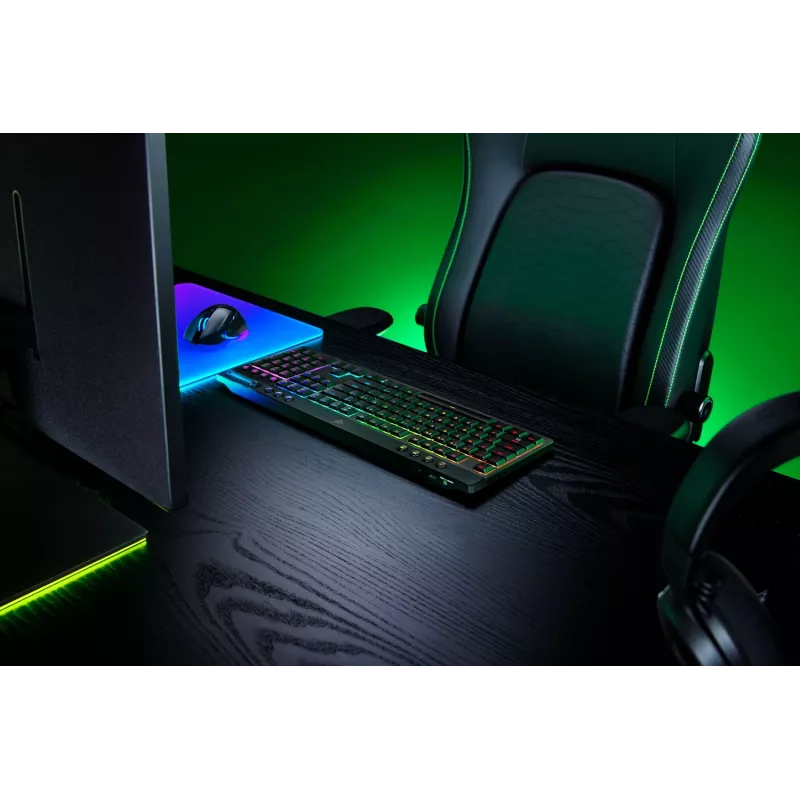 Razer BlackWidow V4 Low-Profile HyperSpeed (RZ03-05270100-R3M1) klávesnica, Green Switch, rozloženie US