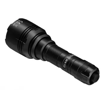 Poľovnícka baterka Nitecore NEW P30 — 1000 lm, 5000 mAh, USB nabíjateľná, IP68, hliník, 155,5 mm, 158,5 g