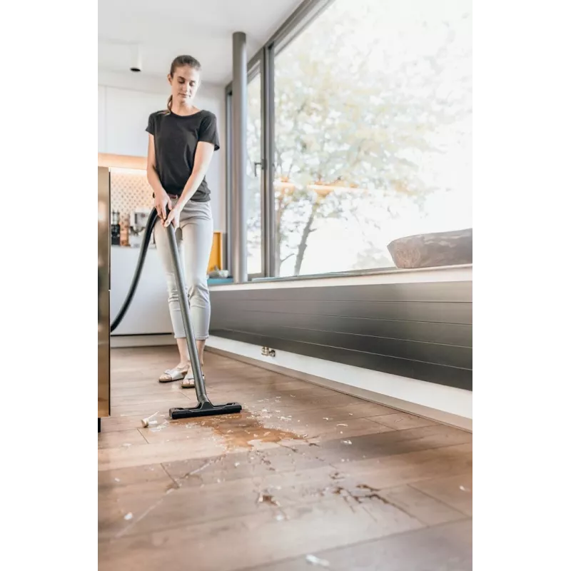 Kärcher WD 2 Plus V-12/4/18 12 L vysávač na mokro/sucho 1000 W vrecko na prach