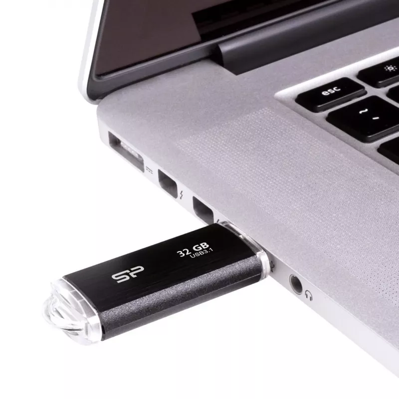 Silicon Power Blaze B02 USB kľúč 32 GB USB Type-A 3.2 Gen 1 (3.1 Gen 1) čierny