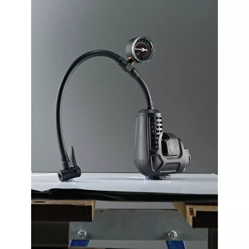 Black & Decker MT218K-QW oscilačný multifunkčný nástroj čierna, oranžová 8500 OPM