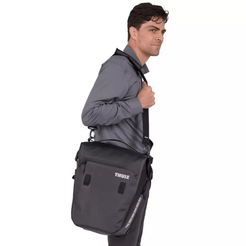 Thule 5406 Shield commuter brašna 22L čierna