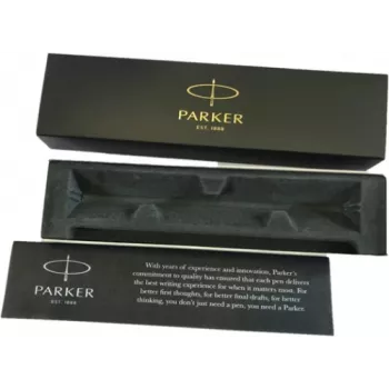 Plniace pero Parker Urban Premium — fialový kovový povrch