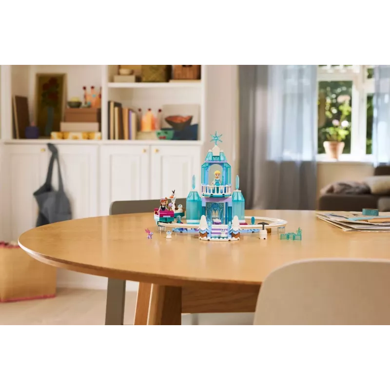 LEGO DISNEY 43281 Elsine ľadové zámok a snežné dobrodružstvo
