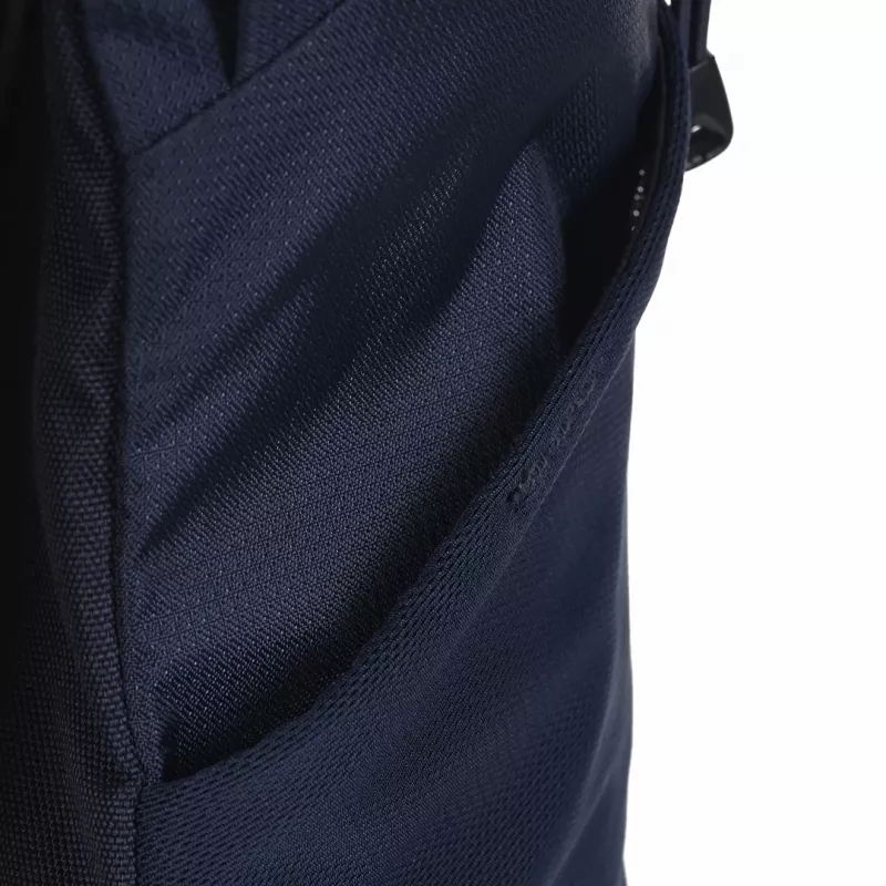 Batoh DEUTER AC Life 16 — 16L navy, interný rám, 560×280×190 mm, 870 g, unisex