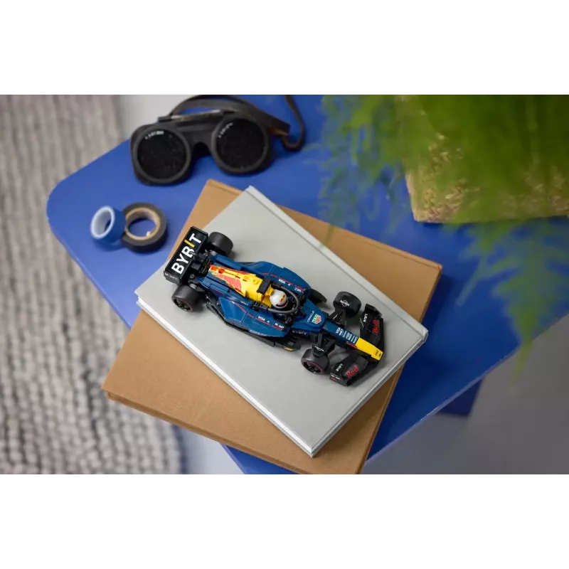 LEGO Speed Champions 77243 Oracle Red Bull Racing RB20 F1 pretekárske auto