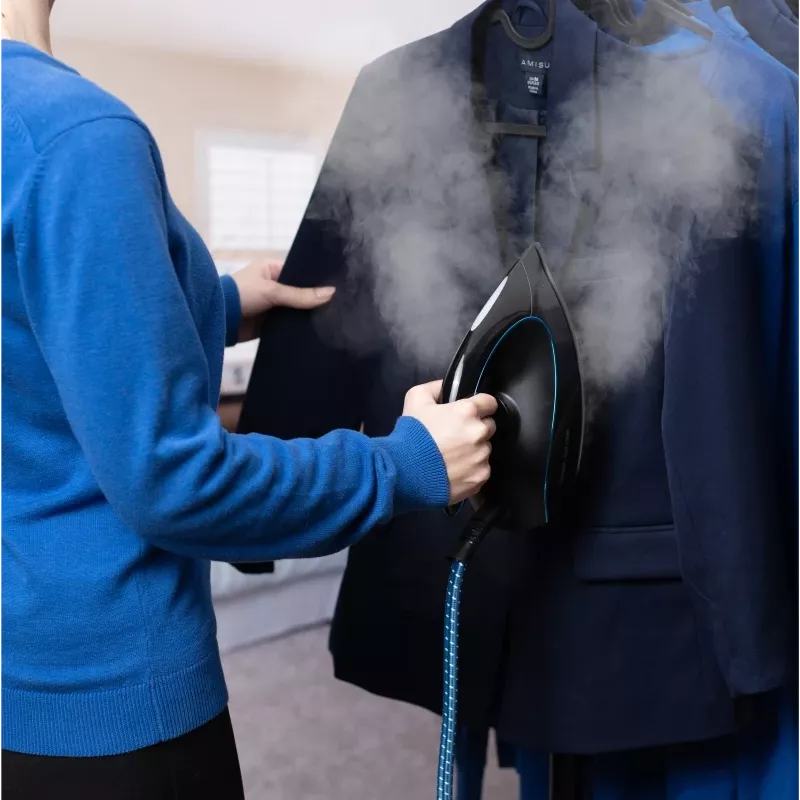 Žehlička Zelmer Aqua Steam ZIS5400 čierno-modrá