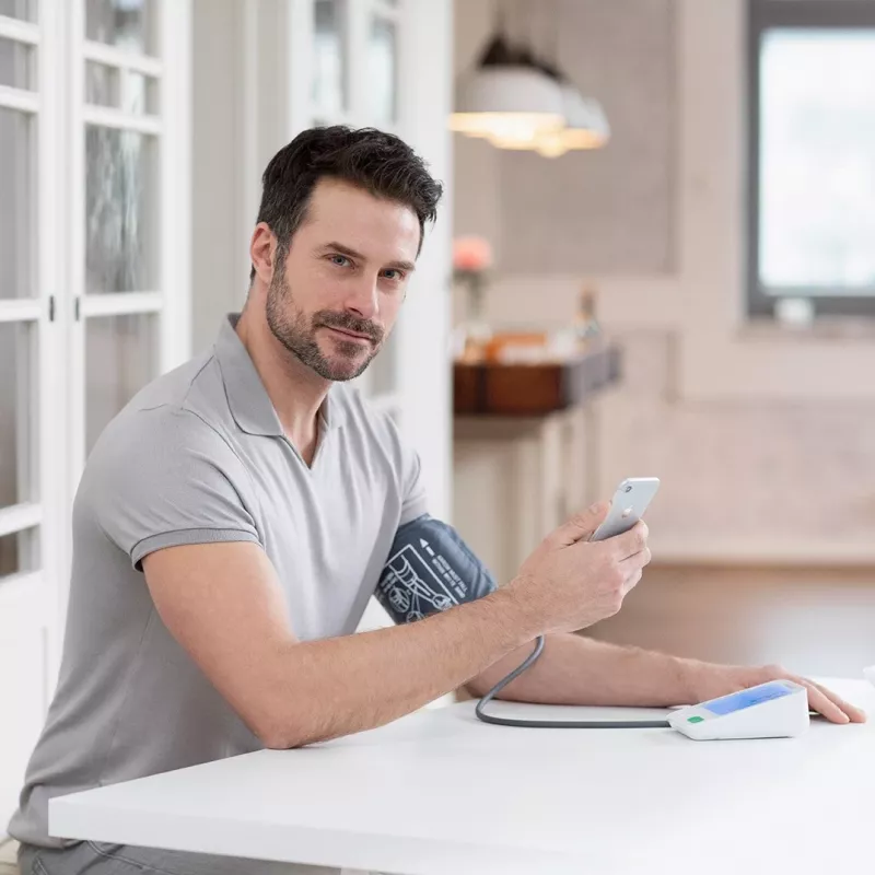 Tlakomer na rameno Medisana BU 584 connect
