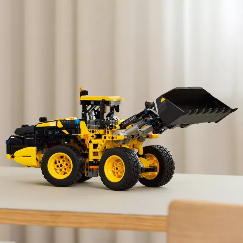 LEGO Technic Volvo L120 elektrický nakladač model 42209, 973 dielov, pre deti od 9 rokov, 140×110×350 mm