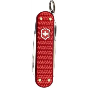 Vreckový nôž Victorinox Classic SD Precious Alox Iconic Red — kompaktný multifunkčný nástroj na kľúče, malá čepeľ, nožnice, pilník na nechty
