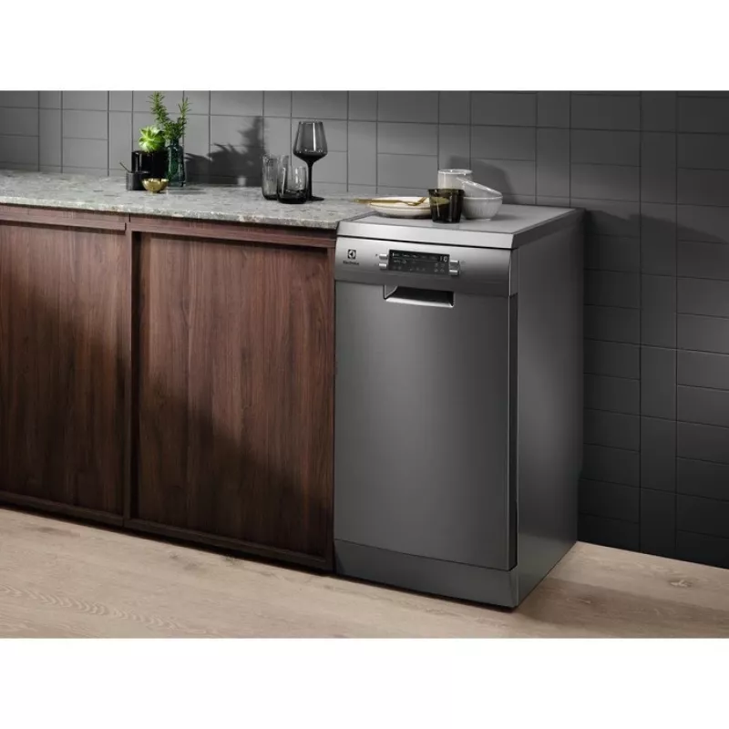 Electrolux ESA63210SX voľne stojaca umývačka riadu 45 cm, 10 súprav, AirDry, 46 dB, energetická trieda E, nerezová oceľ