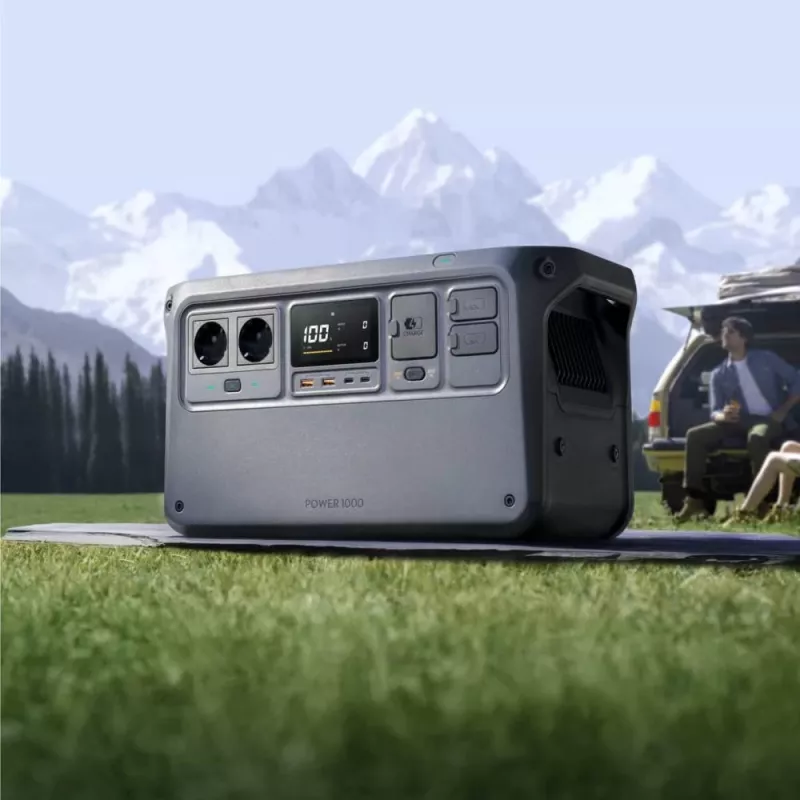 DJI Power 2000 prenosná napájacia stanica, 2048 Wh, 3000 W