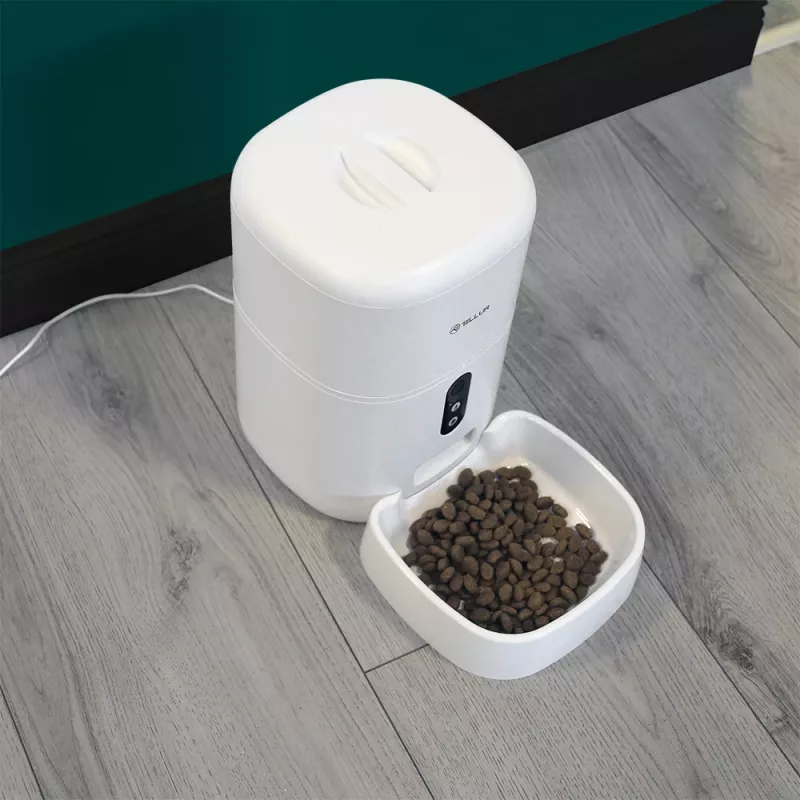 Automatický dávkovač krmiva Tellur TLL331461 s UltraHD kamerou, 4 l, biela