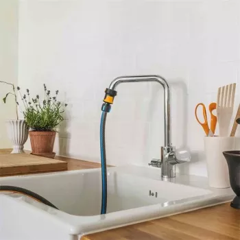 Fiskars 1027062 spojka na záhradnú hadicu spojka hadice kov čierna, oranžová, strieborná 1 kus