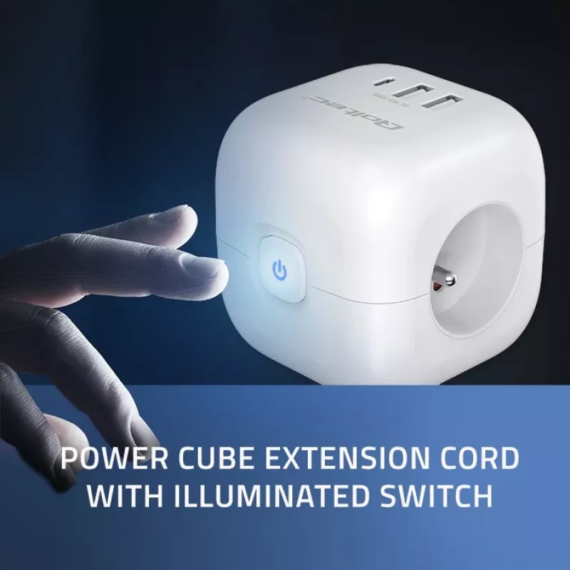 Predlžovacia zásuvka QOLTEC 52548 s 3× AC zásuvkami a USB portom
