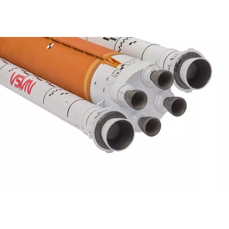 Plastový model Artemis Space Launch System