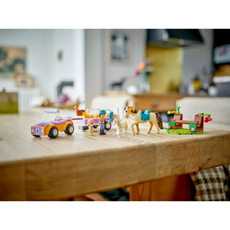 LEGO Friends sada s konským a poníkovým prívesom 42634