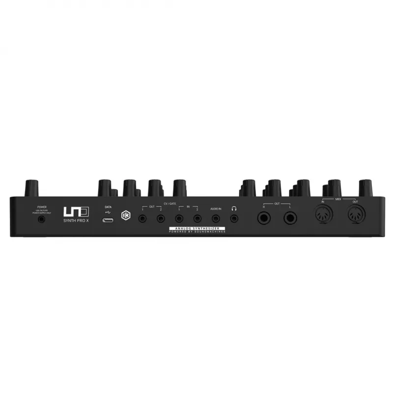 Analyzátor syntetizátor ik multimedia Uno Synth Pro X — 8-hlasová polyfónia, desktop modul