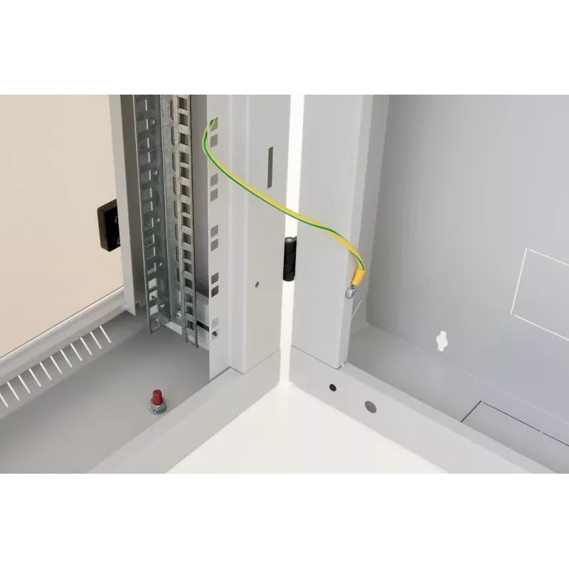 Nástenný rack Triton RBA-12-AD6-CAX-A1 12U biely