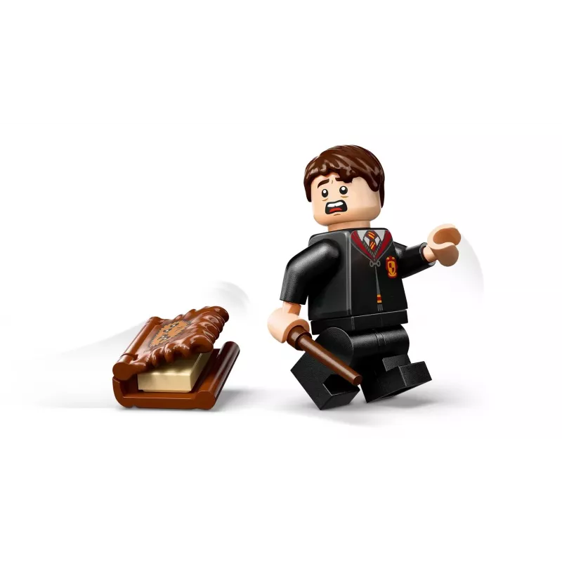 LEGO Harry Potter herná sada Príšerná kniha príšer 76449 — 518 dielov, 1 minifigúrka, pripevniteľné zuby