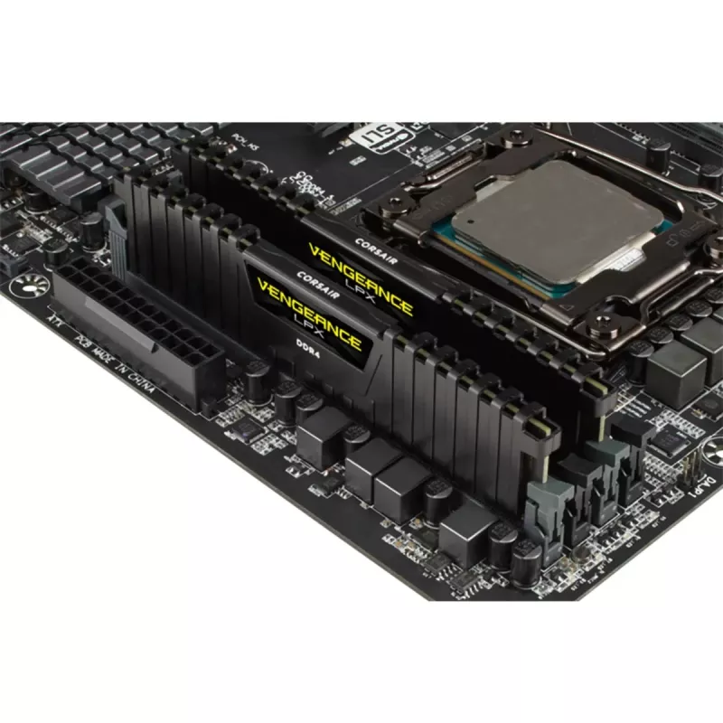 Corsair CMK16GX4M2Z3200C16 operačná pamäť 16 GB: 2 x 8 GB