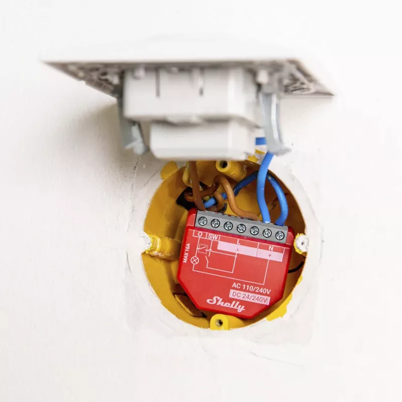 Inteligentný spínač Shelly 1PM Gen4 – bezdrôtový, 110–240 V AC, max. 240 V, meranie výkonu, 16 A, 42×16×37 mm
