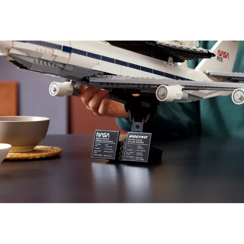 LEGO Icons 10360 Shuttle Carrier Aircraft stavebnica, 2417 dielikov